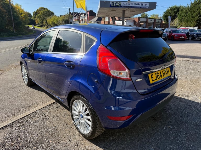 2015 Ford Fiesta 1.0T EcoBoost Titanium Euro 5 (s/s) 5dr HATCHBACK Petrol Manual