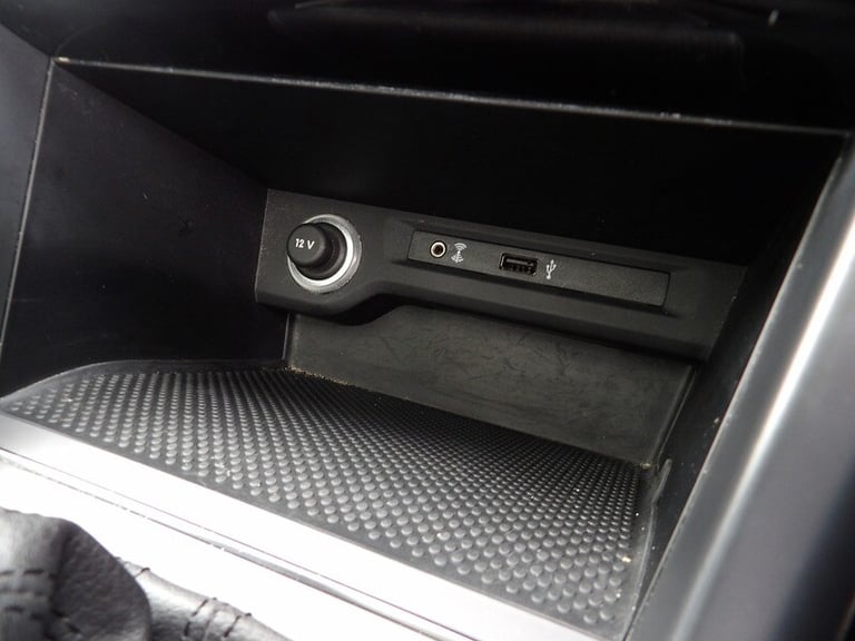 2018 Volkswagen Touran 2.0 TDI SE Family 5dr DSG MPV DIESEL Automatic