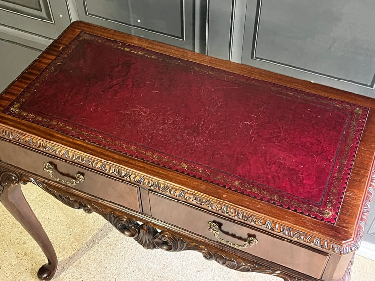 Antique STYLE  Mahogany Wood &  Leather Top  Console table / Writing Desk