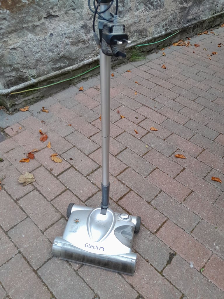 image for Re-chargeable G-Tech Carpet Sweeper