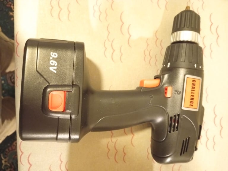New boxed Challenge 9.6v cordless drill/driver