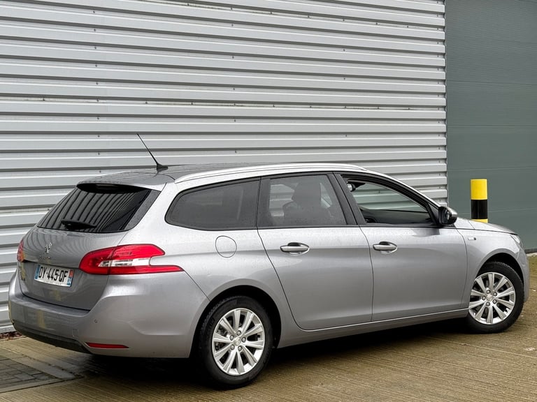 LEFT HAND DRIVE 2015 PEUGEOT 308 SW 1.2 PETROL [ESTATE] FRENCH PLATES | LHD