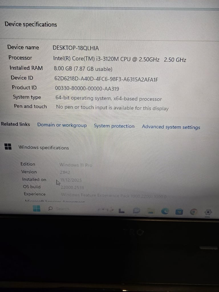 Dell vostro laptop i3 8gb ram 128gb ssd 