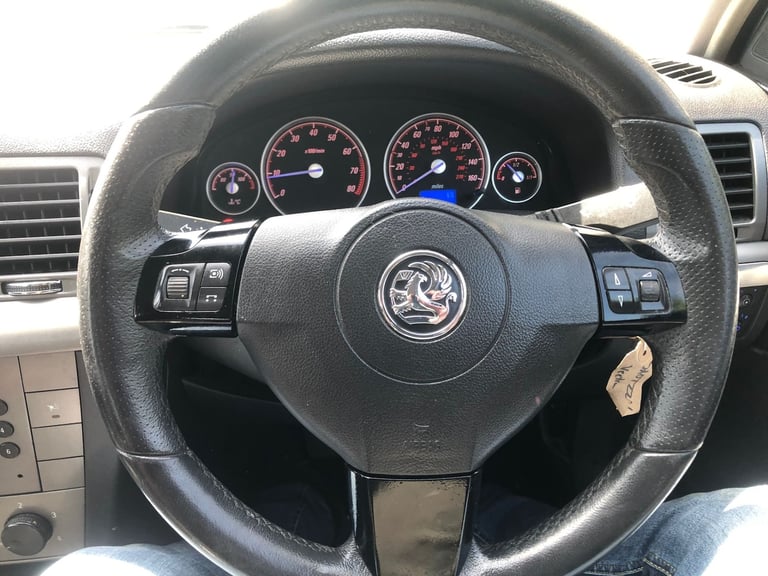 VAUXHALL VECTRA 1.8 VVT SRI 5 DOOR - 2007 07 REG - MOT TIL FEBRUARY 2026