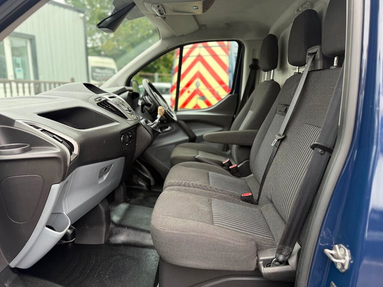 2013 Ford Transit Custom 2.2 TDCi 125ps Low Roof Trend Van PANEL VAN DIESEL Manual