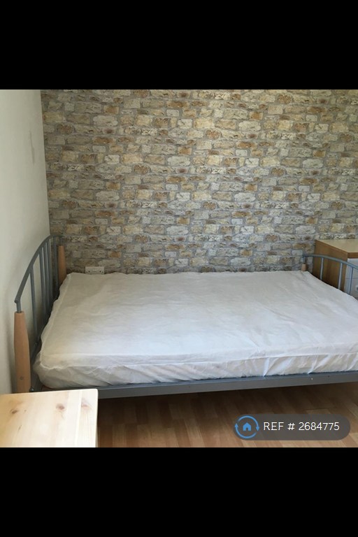 6 bedroom house in Penarth Road, Falmouth, TR11 (6 bed) (#2684775)