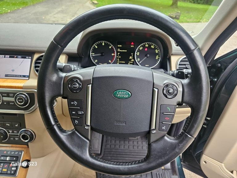 2013 Land Rover Discovery 3.0 SDV6 255 XS 5dr Auto ESTATE DIESEL Automatic