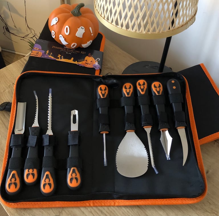 Pumpkin carving tools 
