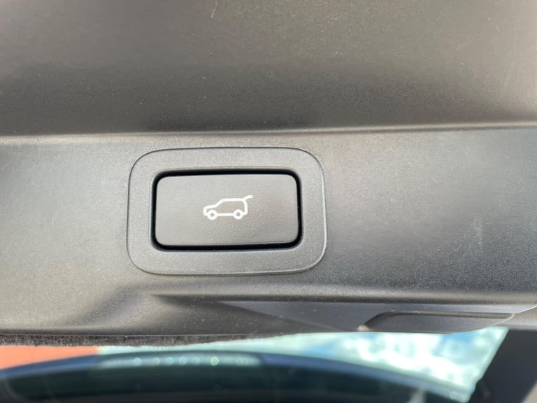 2017 Land Rover Range Rover Sport 3.0 SD V6 Autobiography Dynamic Auto 4WD Euro