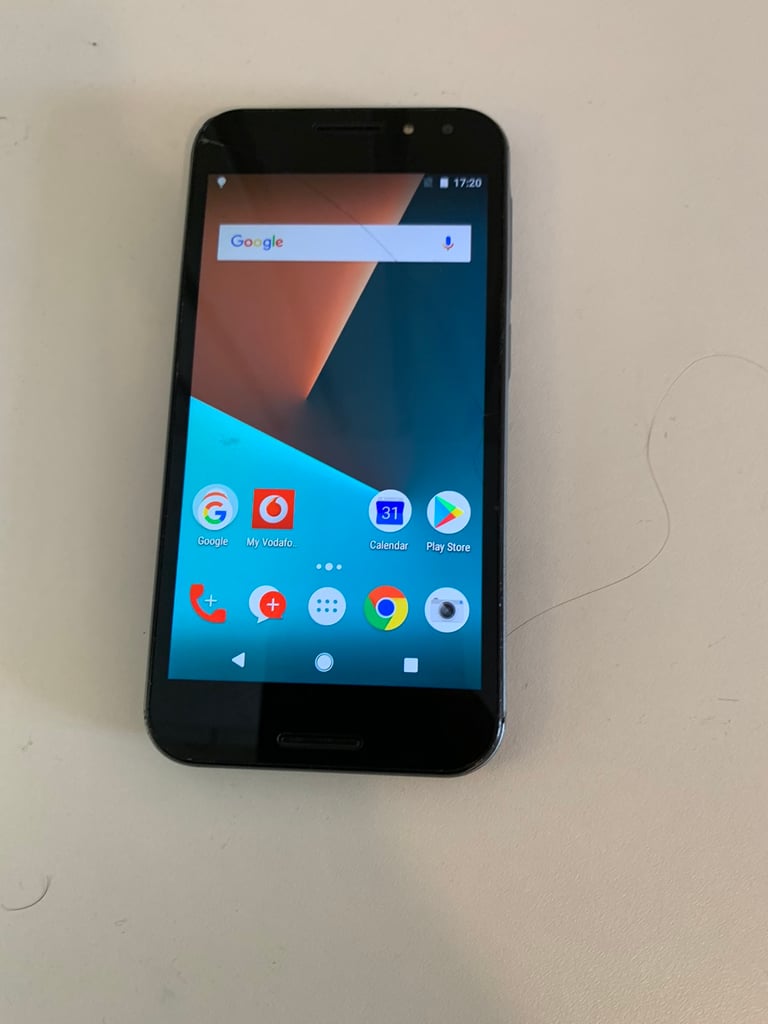 Refer 38, Voda phone smart v8 android phone 32 GB unlocked 