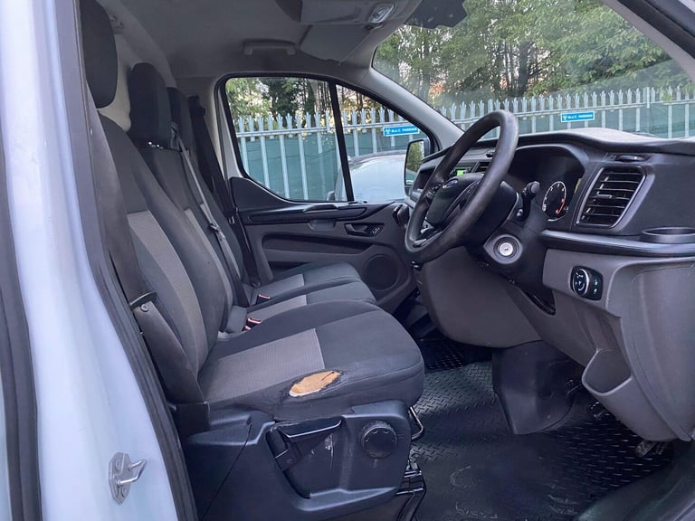 2019 Ford Transit Custom 2.0 300 EcoBlue L1 H1 Euro 6 5dr PANEL VAN Diesel Manual