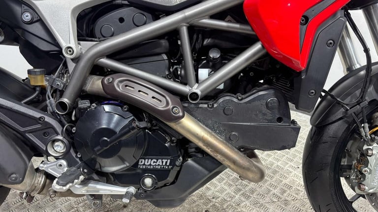 Ducati Hyperstrada 2013 12K SUPER NAKED SUPERMOTO WARRANTY MOT SERVICED 821CC