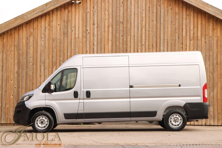 2020 Peugeot Boxer 2.2 BlueHDi 335 Professional L3 H2 Euro 6 (s/s) 5dr PANEL VAN Diesel Manual