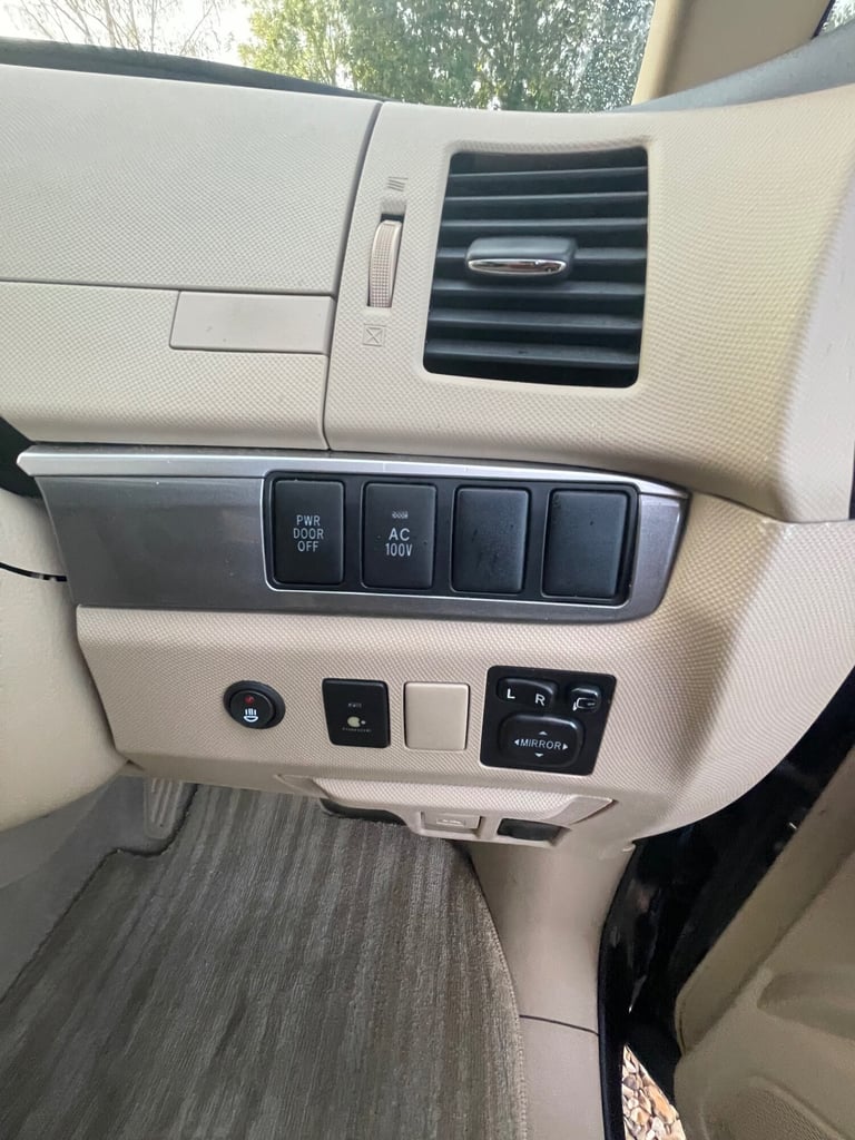 2012 Toyota Estima E-Four MPV Hybrid Electric Automatic