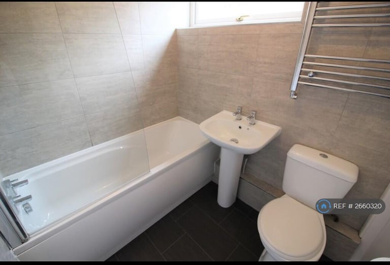 2 bedroom flat in St. Marys Court, Hollingworth, Hyde, SK14 (2 bed) (#2660320)