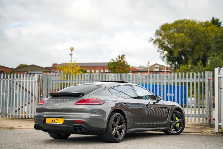  Porsche Panamera 3.0 V6 E-Hybrid S TiptronicS Euro 6 (s/s) 5dr Petrol/Electric Hybrid Automatic