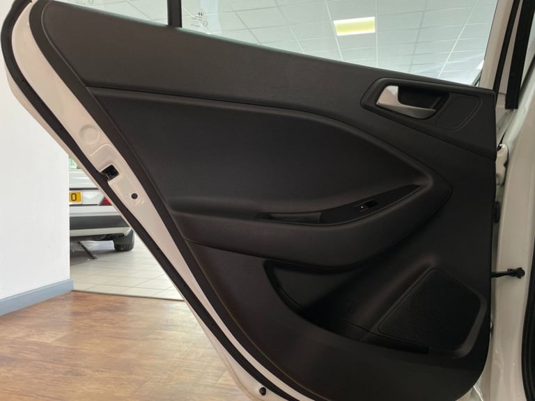 2019 Hyundai i20 1.0 T-GDi SE Hatchback 5dr Petrol Manual Euro 6 (s/s) (100 ps) Hatchback Petrol ...