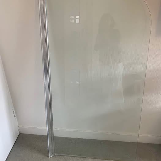 image for Curved and hinged shower screen (not fixed) 155cm height by 78cm wide.