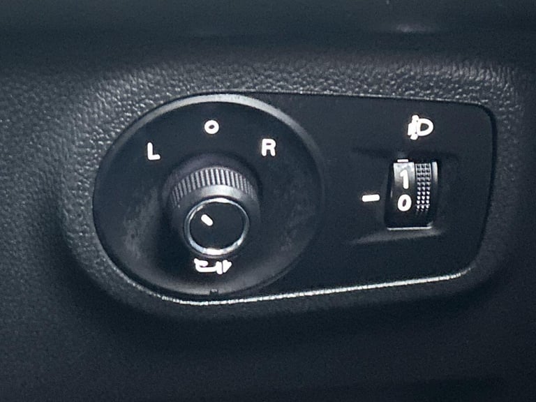 2023 MG MG ZS 1.0 T-GDI Exclusive SUV 5dr Petrol Auto Euro 6 (111 ps) SUV PETROL Automatic