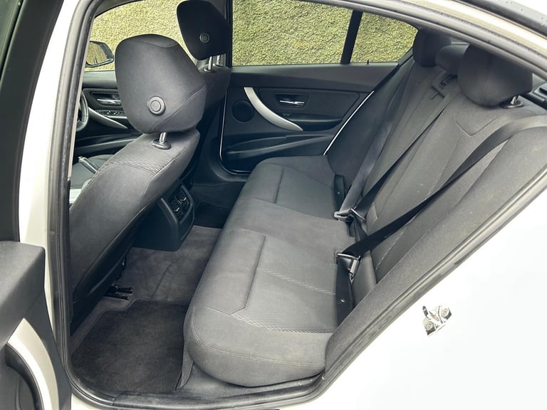 BMW, 3 SERIES, Saloon, 2012, Manual, 1995 (cc), 4 doors