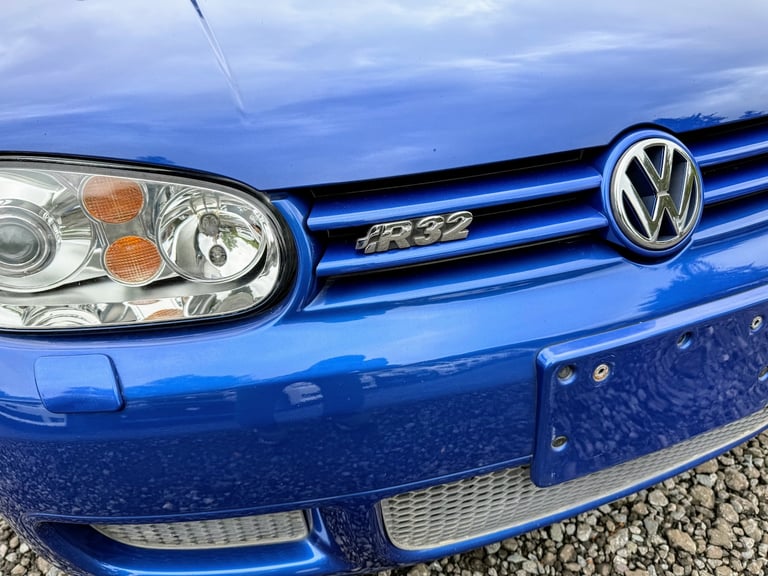 FRESH IMPORT 2004 VW GOLF R32 MK4 BLUE 3.2 V6 PETROL 5 DOOR 6 SPEED MANUAL