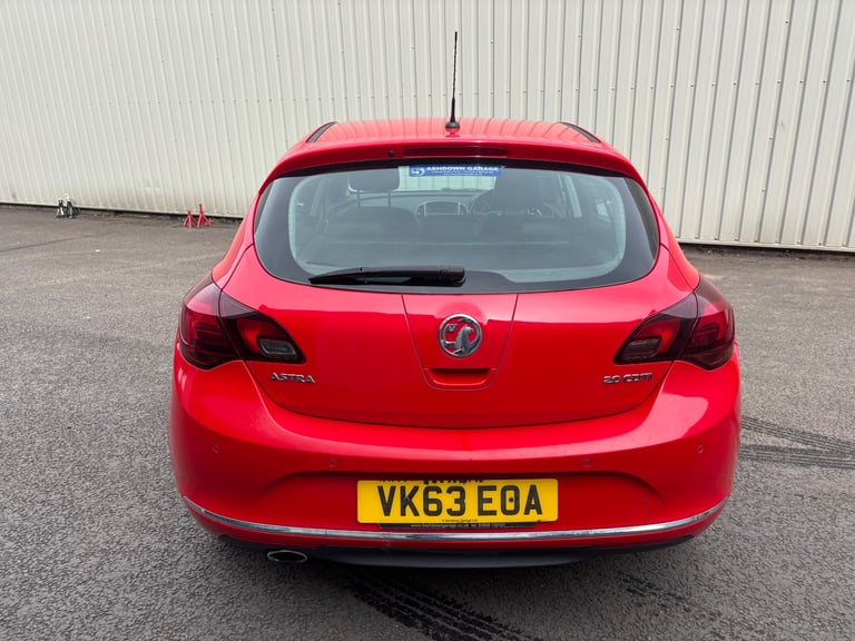 Vauxhall, ASTRA ELITE 2.0 CDTI 5dr manual Hatchback # GREAT VALUE #