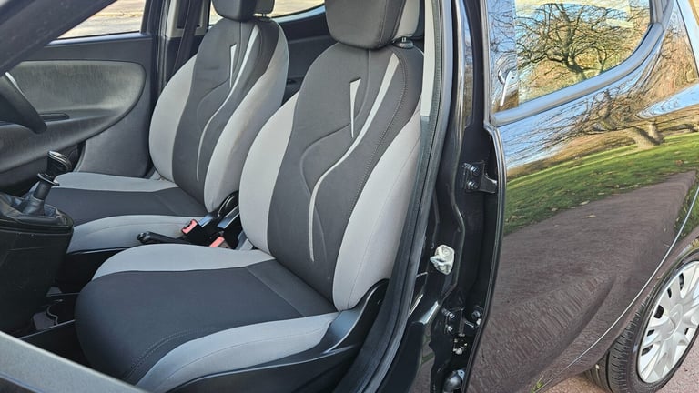 2013 Chrysler Ypsilon 1.2 S 5dr HATCHBACK Petrol Manual