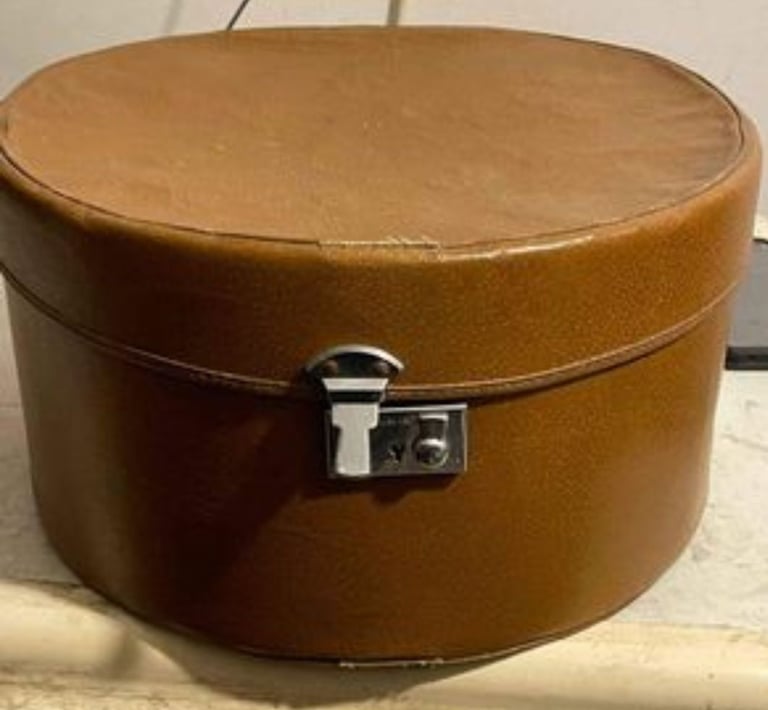 Vintage hat box 