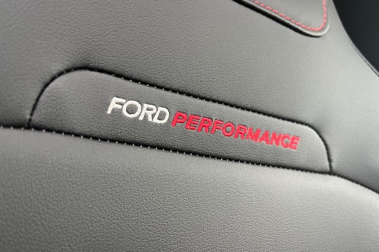 2024 Ford Puma 1.0 EcoBoost Hybrid mHEV ST 5dr DCT ** Sync 3 - Heated Seats / Steering Whe Hatchb...