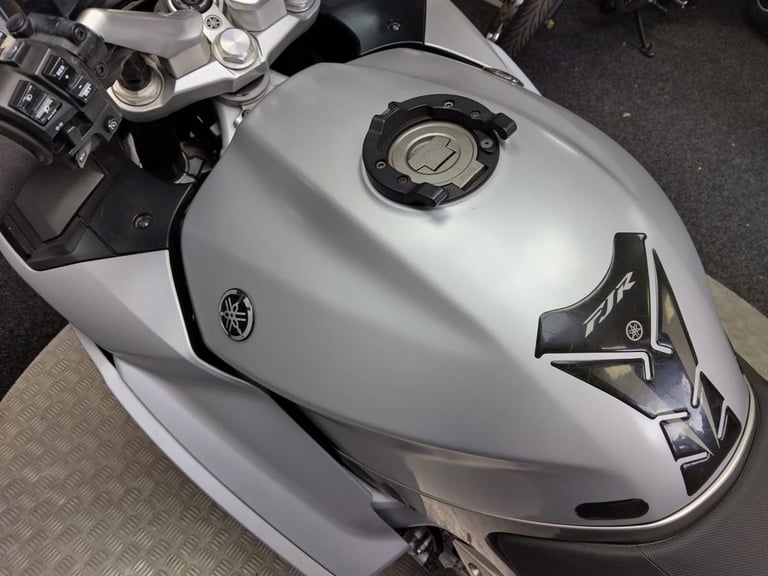YAMAHA FJR1300 AE, 2017/17, 30,952 MILES, LUGGAGE, HEATED GRIPS