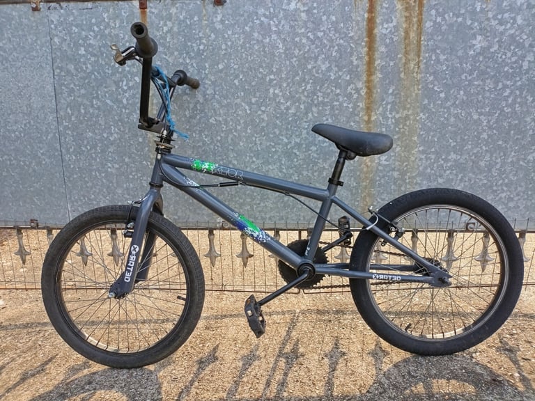 X-RATED SPEKTOR(GREY/BLACK)20 INCH WHEEL BMX BIKE,GIRO EQUIPED,ALLOY BRAKES