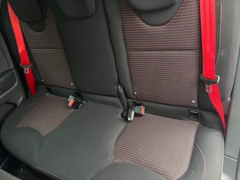 2014 Renault Clio 1.6T 16V Renaultsport 200 5dr EDC HATCHBACK PETROL Automatic