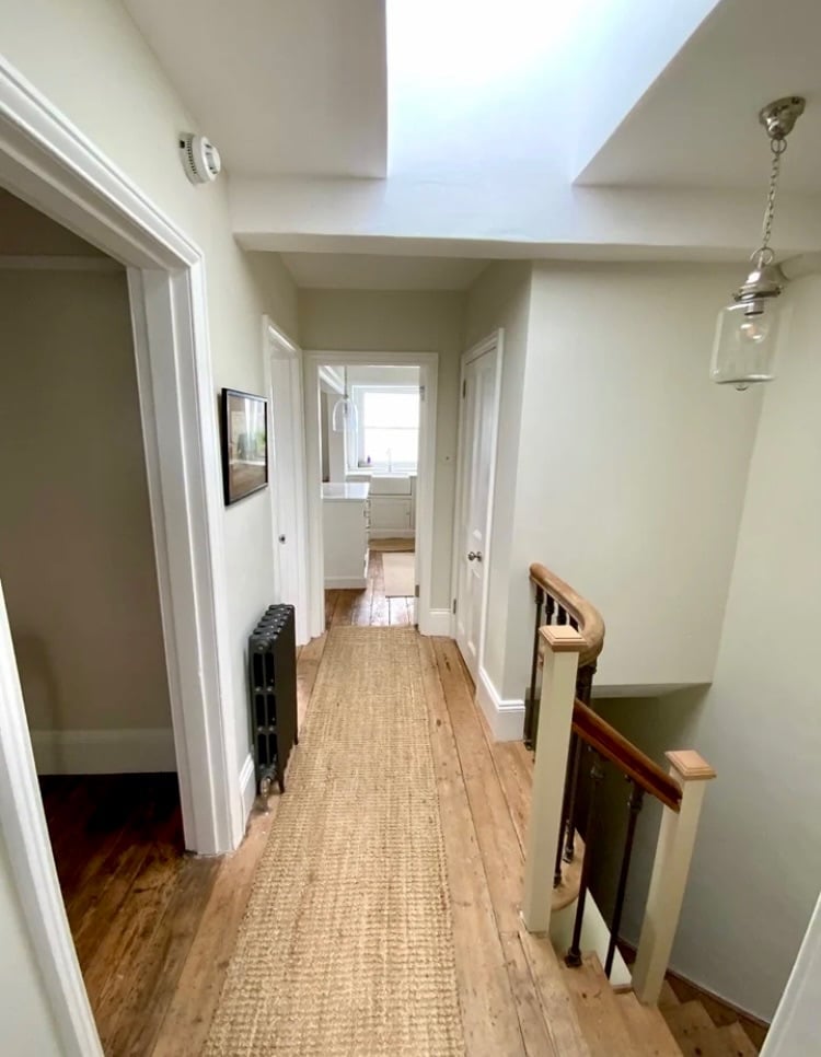 SUPERB, FURNISHED SEA VIEW APARTMENT