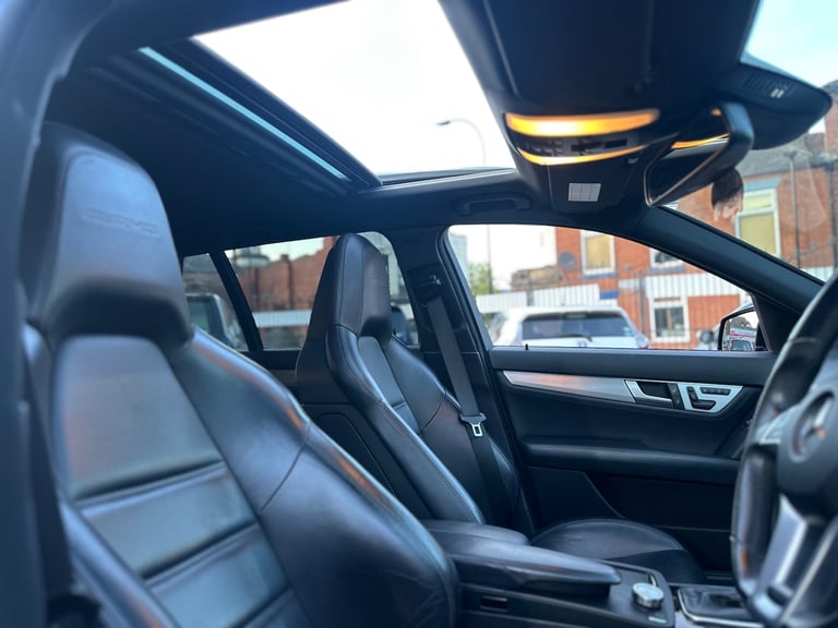 2012 Mercedes-Benz C-Class C63 6.3 V8 AMG Estate 5dr 