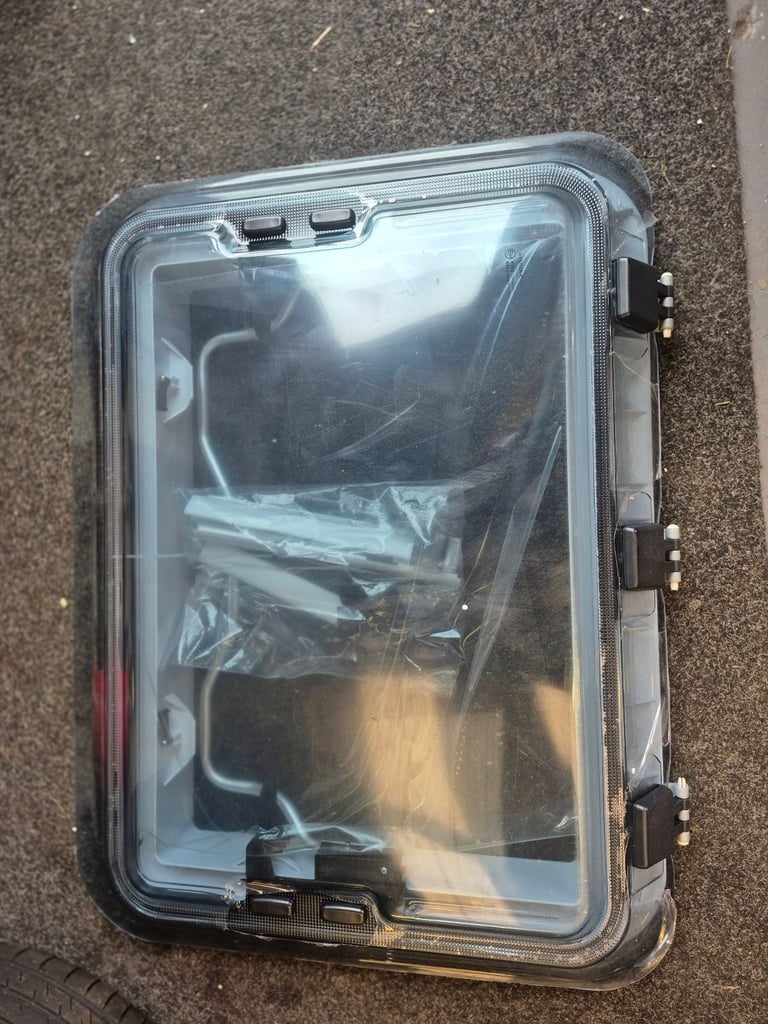 image for Campervan Pop-Up Skylight / Roof Vent