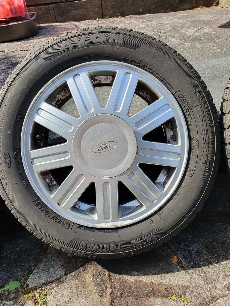 Ford Fiesta Alloy Wheels and Winter Tyres