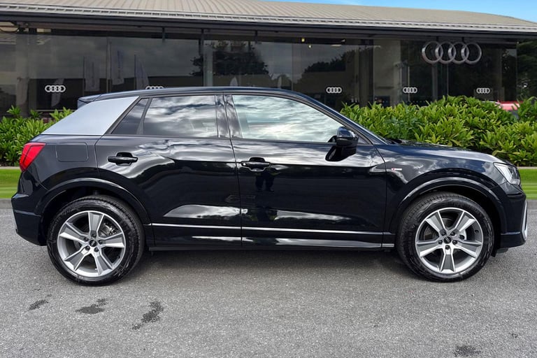 2025 Audi Q2 S line 30 TFSI  116 PS 6-speed SUV PETROL Manual