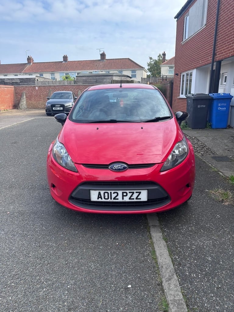 Ford, FIESTA, Hatchback, 2012, Manual, 1242 (cc), 3 doors
