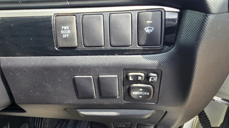 Fresh JDM Import Toyota Estima Aeras G Edition 2.4 Auto 7 Seater MPV Ulez Free