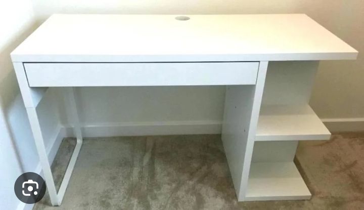FREE! White IKEA Micke Desk
