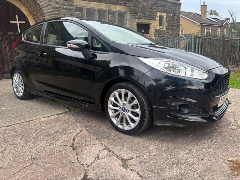 Ford, FIESTA, Hatchback, 2013, Manual, 1560 (cc), 3 doors