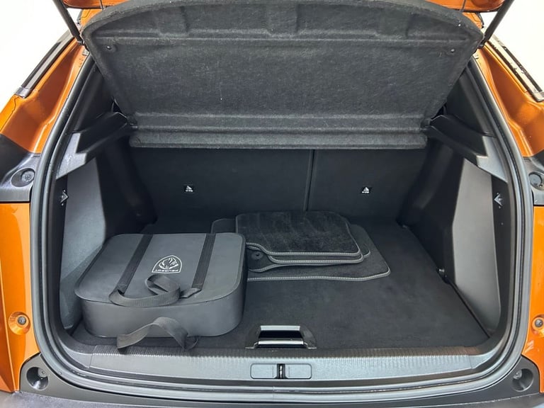 2022 Peugeot E-2008 50kWh GT SUV 5dr Electric Auto (7kW Charger) (136 ps) Automatic