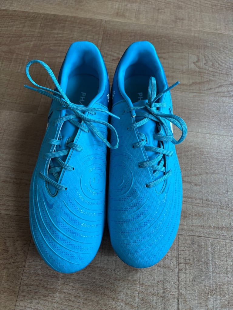 image for Nike Phantom Football Boots size 7