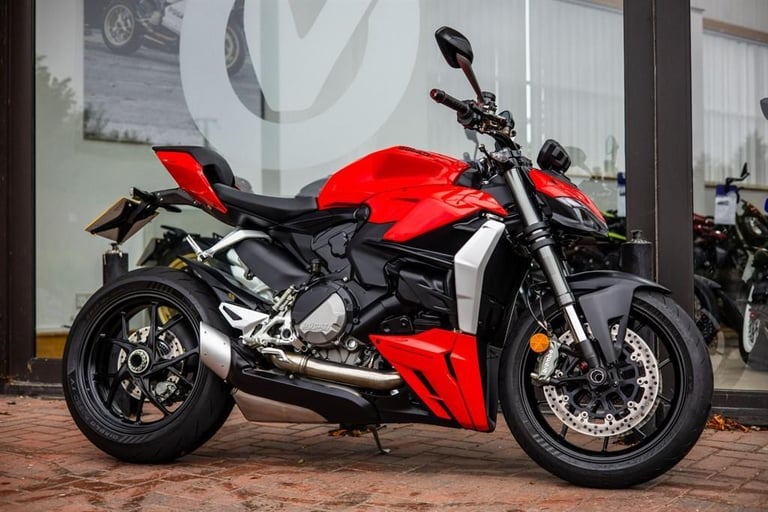 Ducati Streetfighter V2 ! ULTRA LOW MILES ! STUNNING