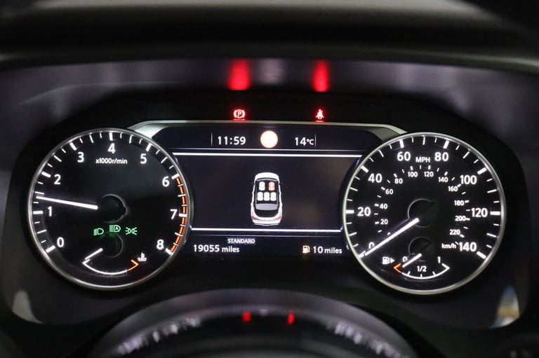 2022 Nissan Qashqai 1.3 DIG-T MHEV Acenta Premium 5dr (APPLE CAR PLAY, REV CAMERA) Manual