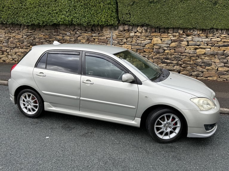 2005 Toyota Corolla SR VVT-I 5 DOORS HATCH BACK AUTO PETROL SILVER HATCHBACK Petrol Automatic