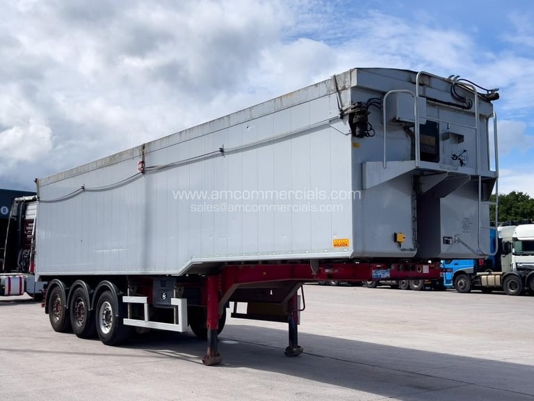 image for WILCOX PLANK SIDED TIPPING TRAILER 