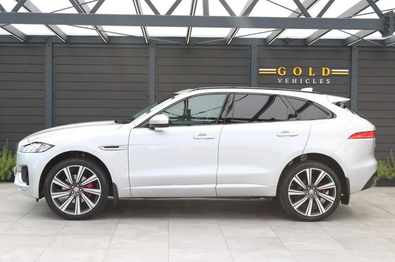 2016 Jaguar F-Pace 3.0 D300 V6 S SUV 5dr Diesel Auto AWD Euro 6 (s/s) (300 ps) ESTATE Diesel Auto...