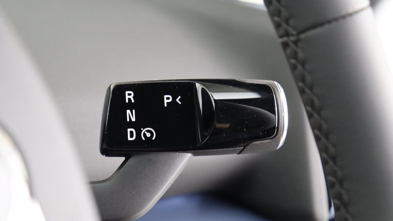 2025 Volvo EX30 Twin Performance Plus (Harman Kardon Sound, Apple CarPlay, BLIS) ESTATE Electric ...