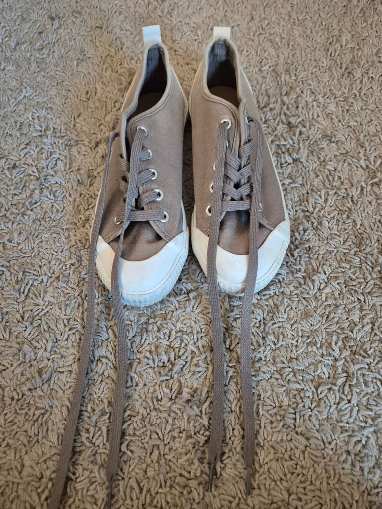 New Tu Sparkly Beige & White Laceup Trainers Immaculate 